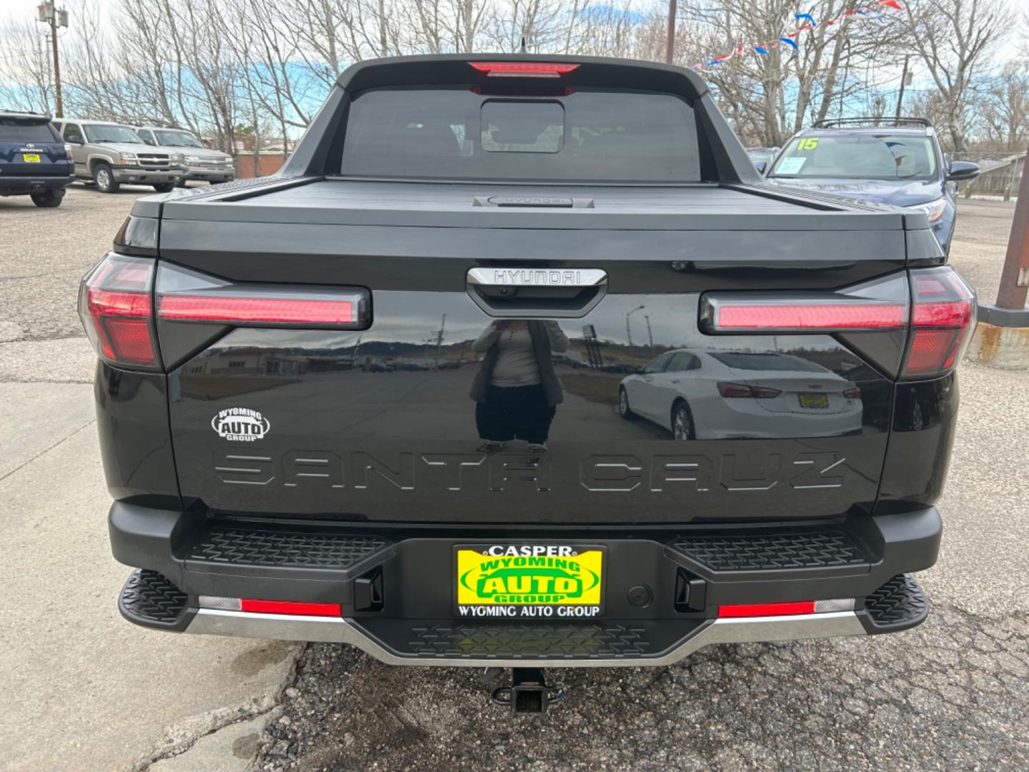 2022 Black /BLACK Hyundai Santa Cruz Limited (5NTJEDAF1NH) with an 2.5L engine, Automatic transmission, located at 3030 CY Ave, Casper, WY, 82604, (307) 265-3830, 42.827816, -106.357483 - Photo#4